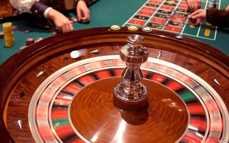 Casino-style entertainment lobby sections on 39999 for adult users